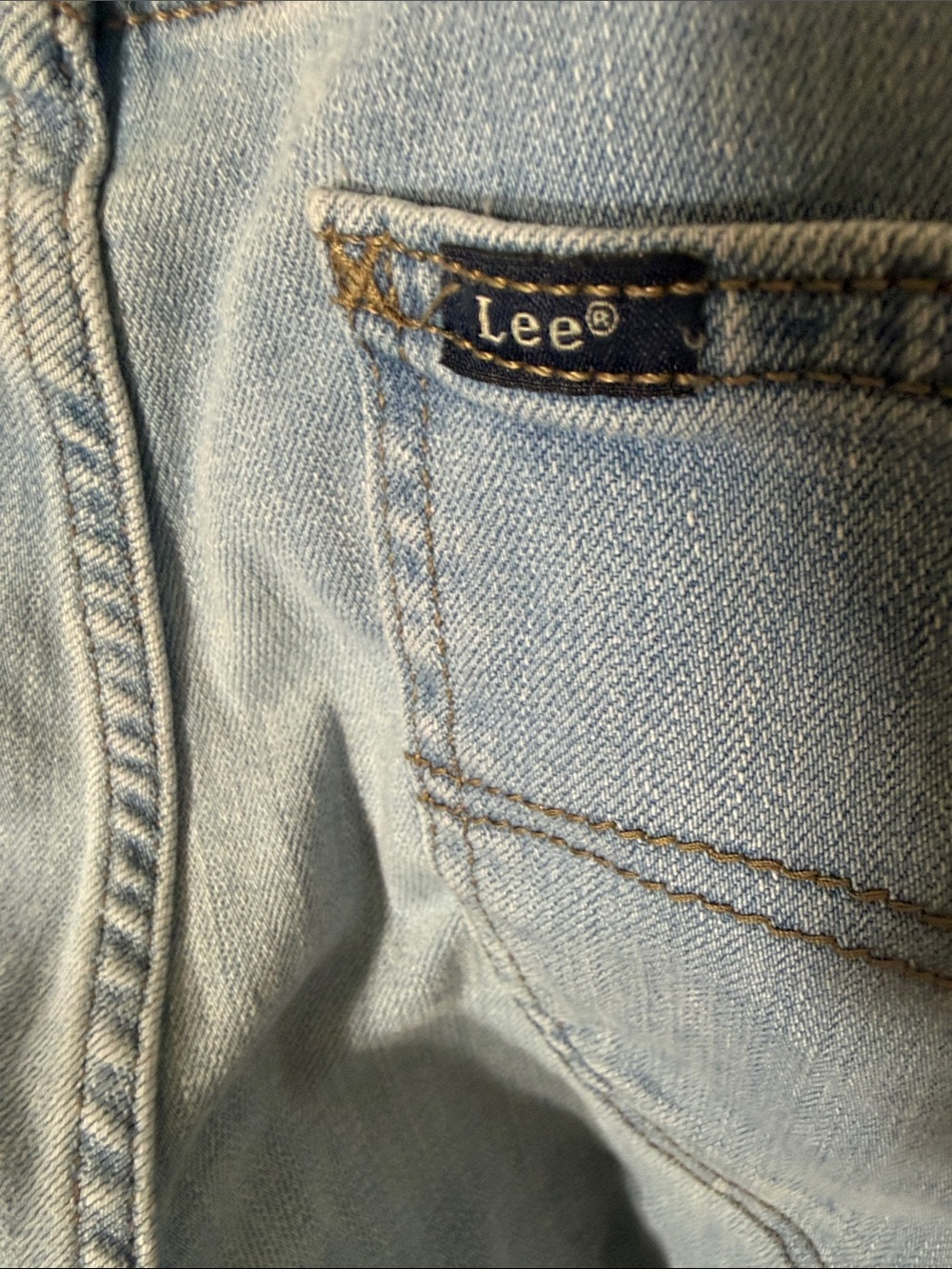 Lee Women's Light Wash Relaxed Straight Jeans - Picture 3 of 4